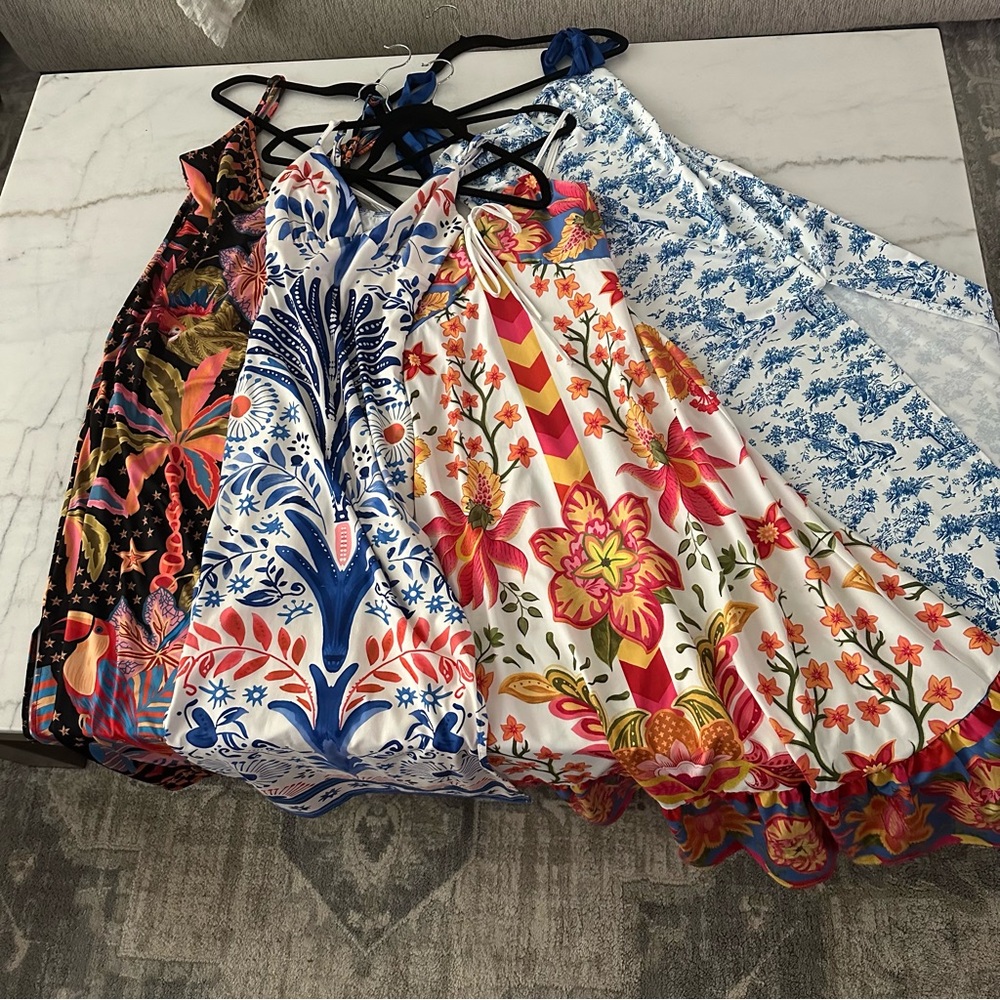 SHEIN Dress Bundle Size XS vacation resort